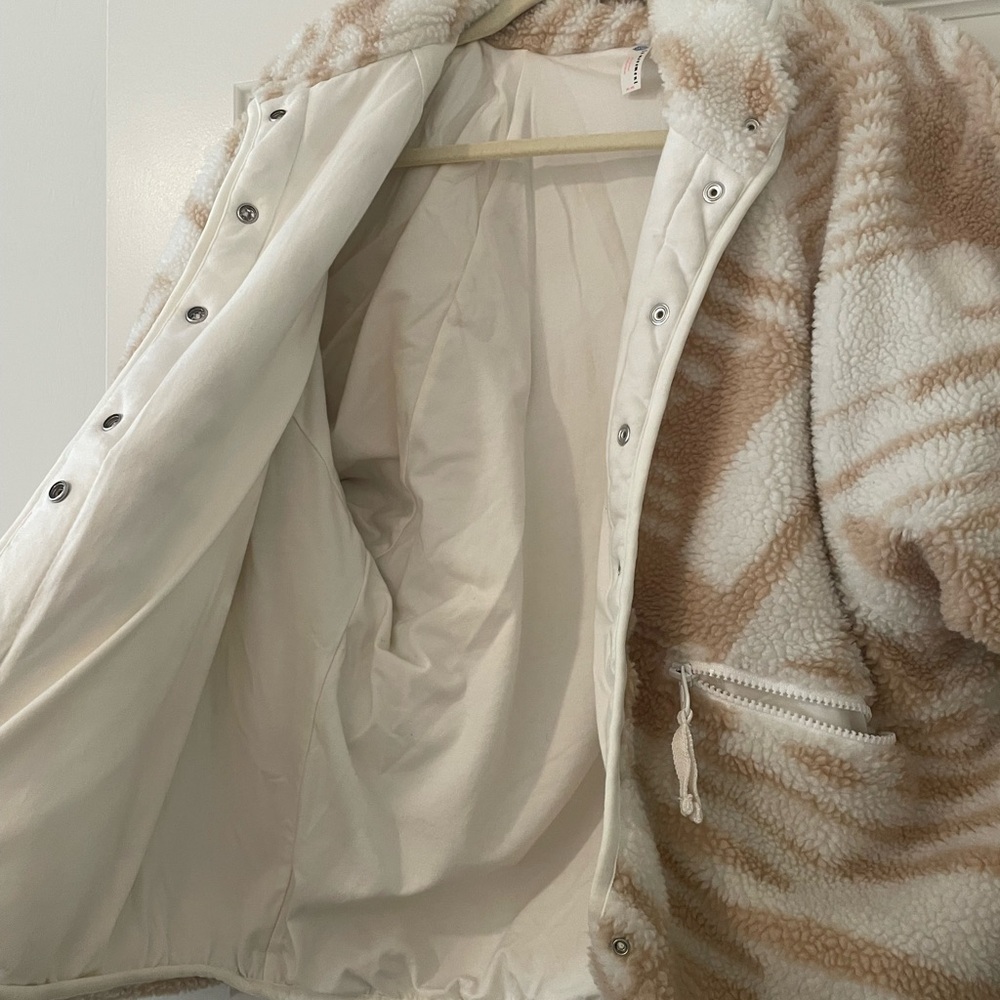 Free Movement Rocky Ridge Jacket - Picture 5 of 5
